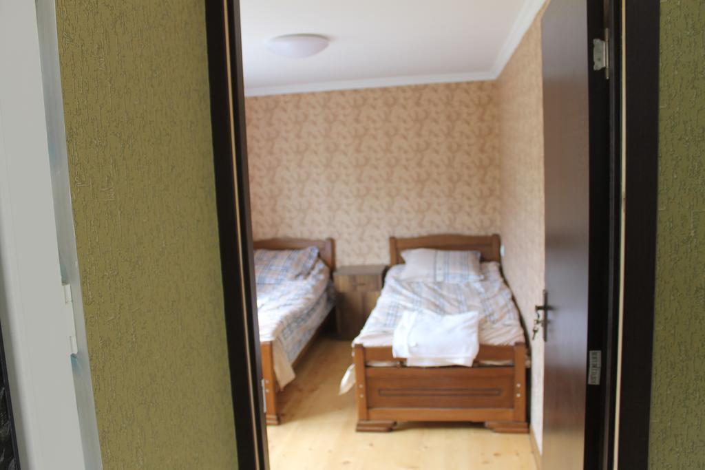 Iason Guest House in Mazeri Mestia Exterior foto